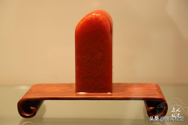 镜头下的石雕艺术：一场青田石与保利石的艺术盛宴绽放杭州